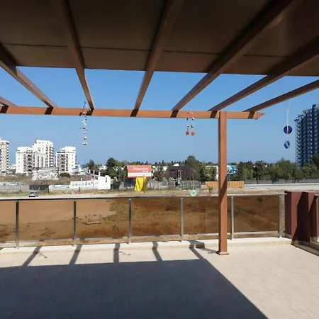 Penthouse With A Terrace Long Royal Sun Апартаменты Agios Georgios (Famagusta)